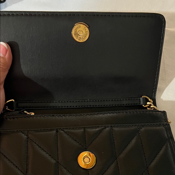 Karl Lagerfeld Black Quilted Crossbody Bag - Picture 6 of 11